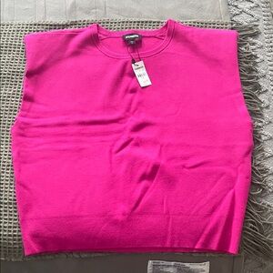 Express Women's Pink Crew Neck Sweater